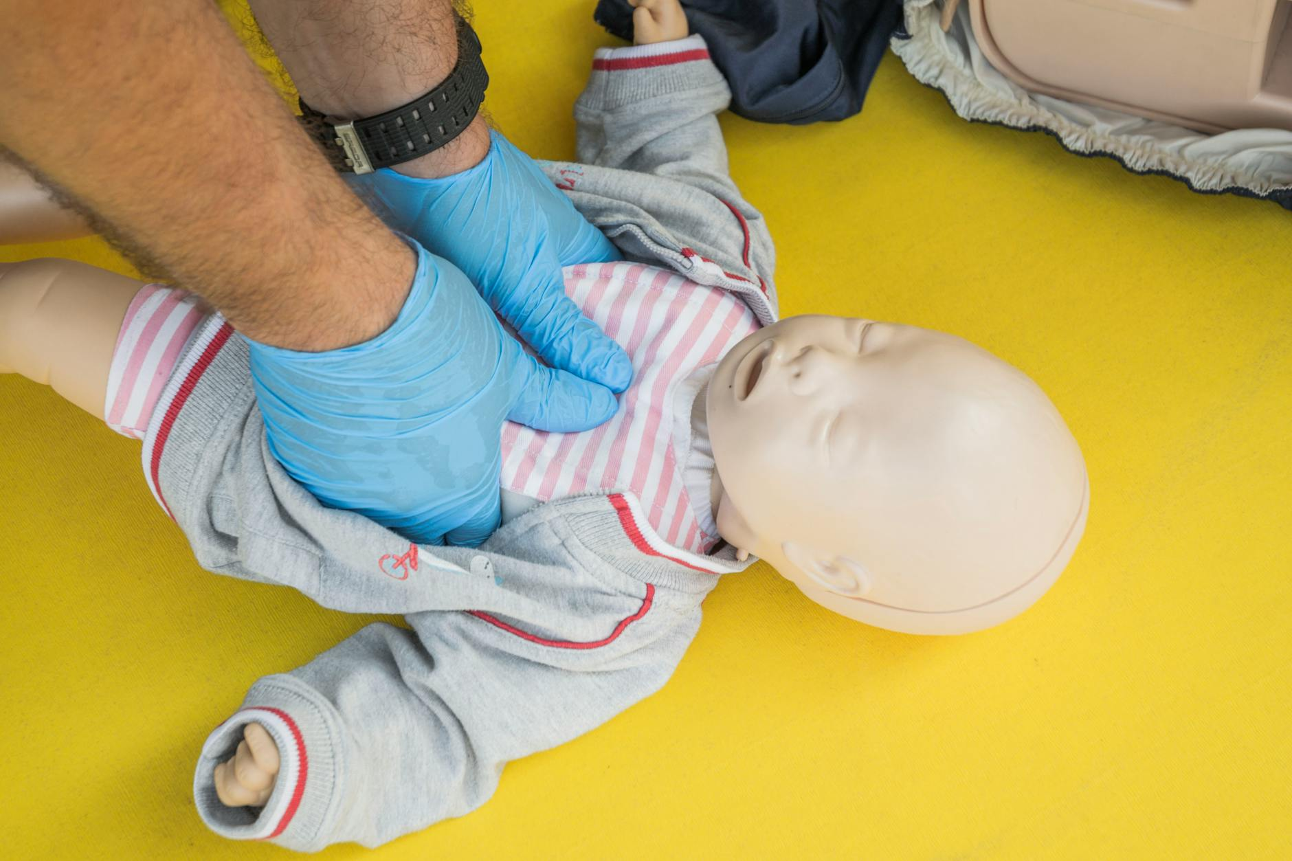 first aid techniques demonstration